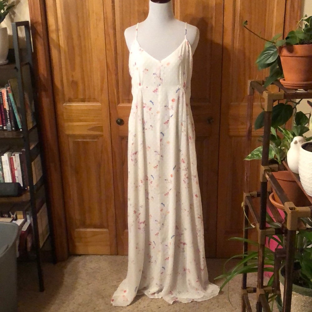 White maxi dress